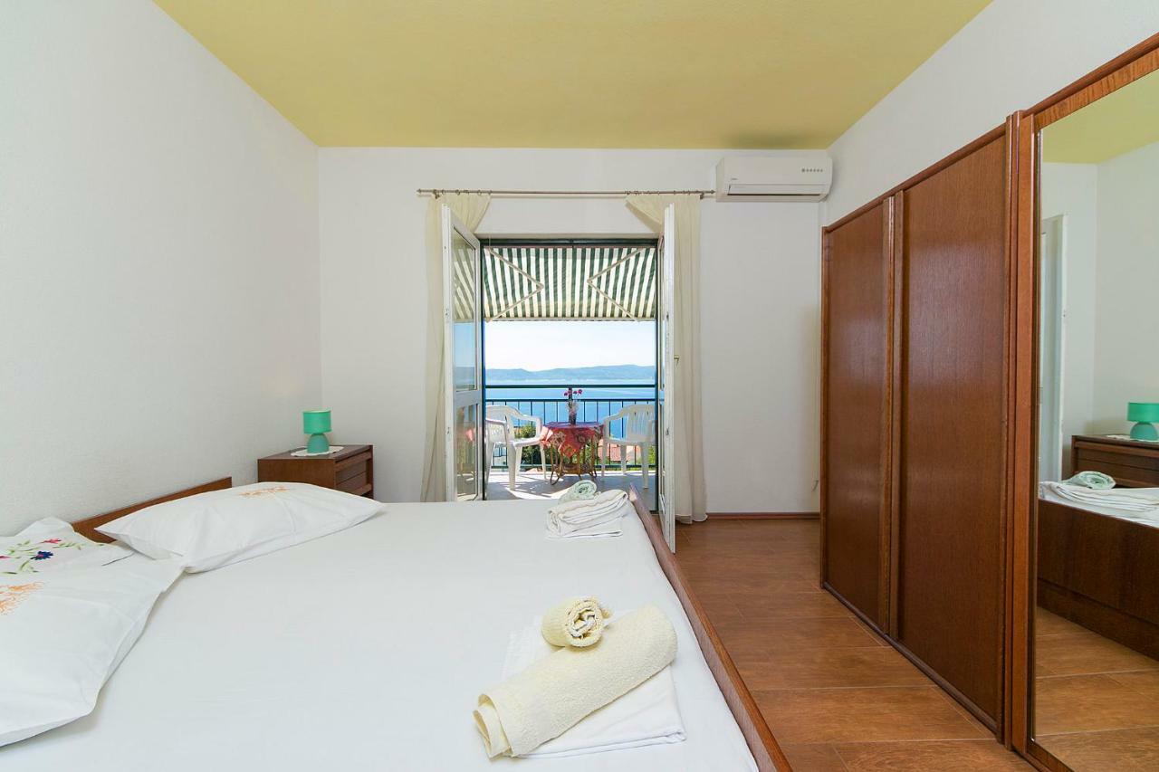 Apartmani Jurica i Ankica Brela Exterior foto